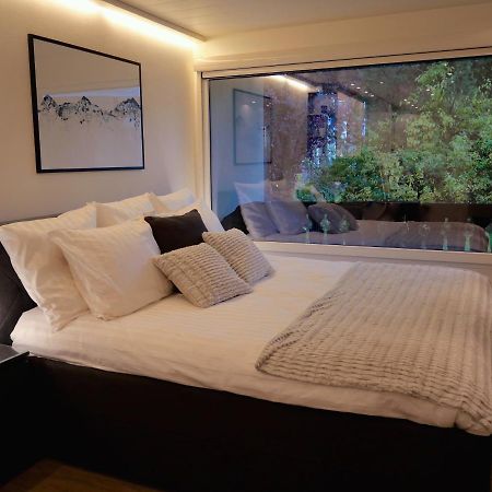 Moderne Wohnung An Toller Lage In Laax Bagian luar foto